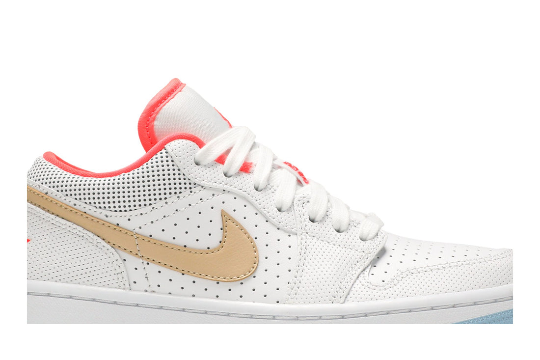 Wmns Air Jordan 1 Low SE &