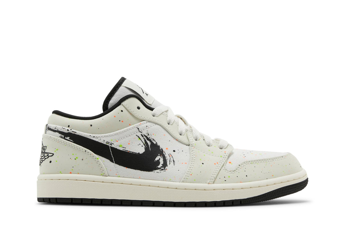 Air Jordan 1 Low &