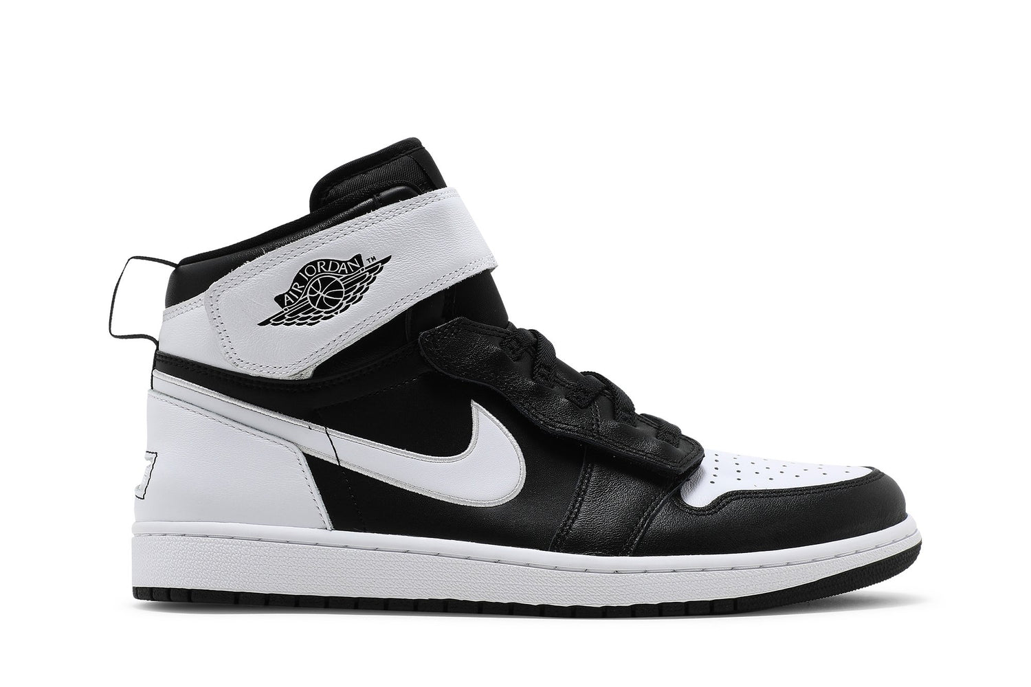 Air Jordan 1 High FlyEase &