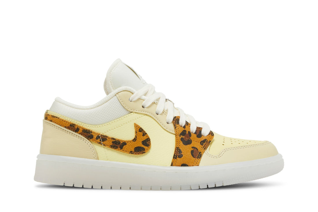 Wmns Air Jordan 1 Low &