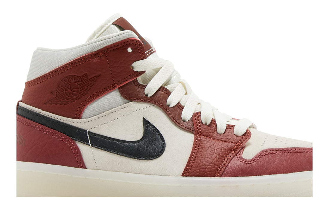 Wmns Air Jordan 1 Mid &