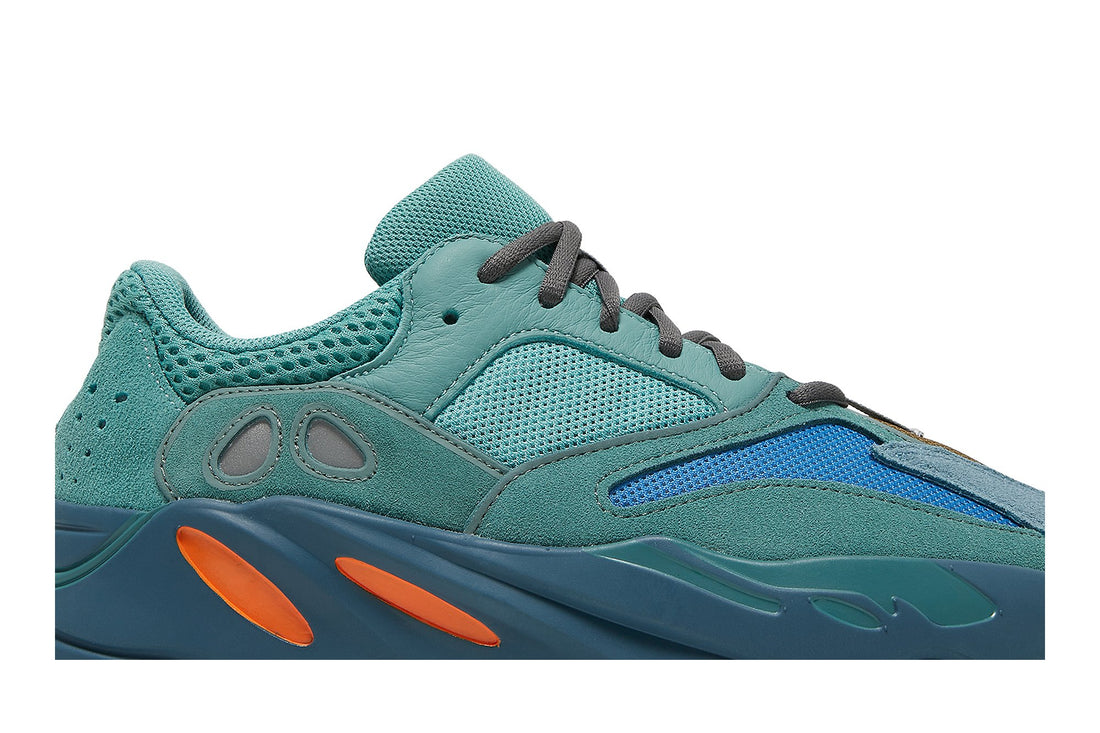 Yeezy Boost 700 &
