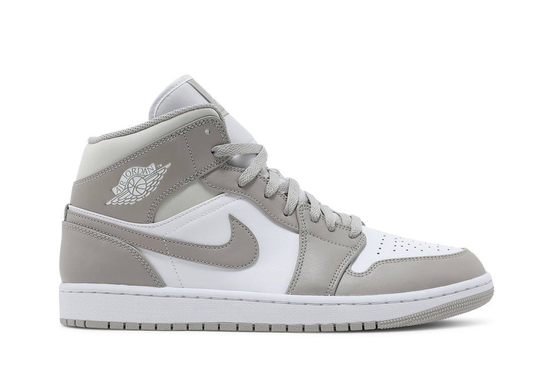 Air Jordan 1 Mid &