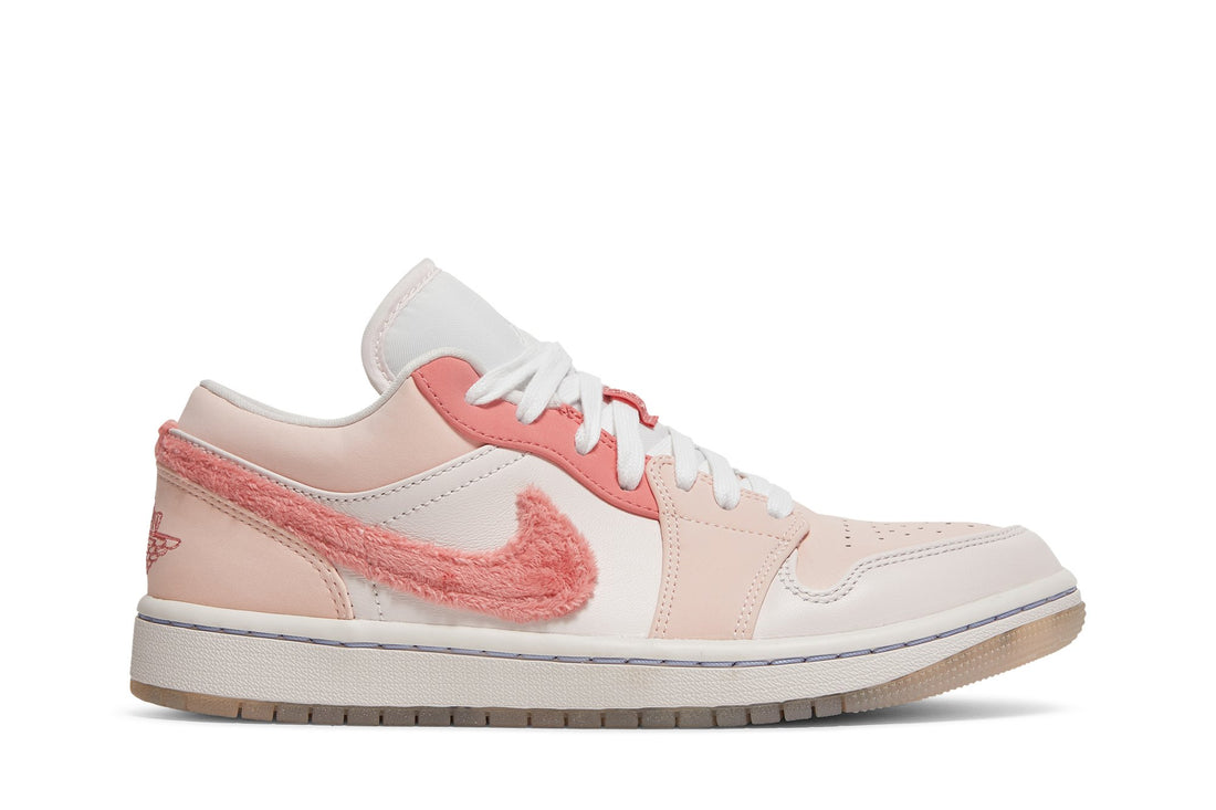 Wmns Air Jordan 1 Low SE &
