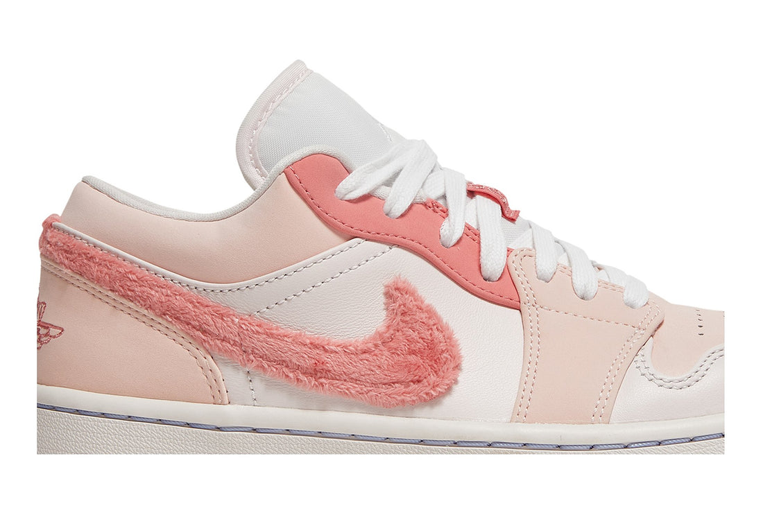 Wmns Air Jordan 1 Low SE &