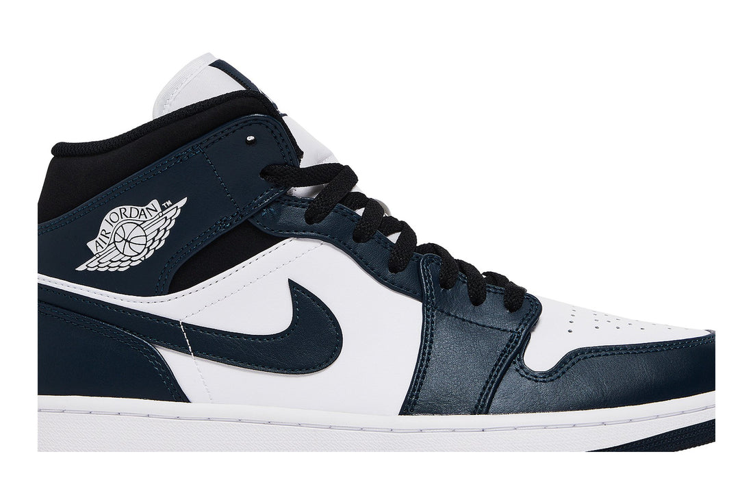 Air Jordan 1 Mid &