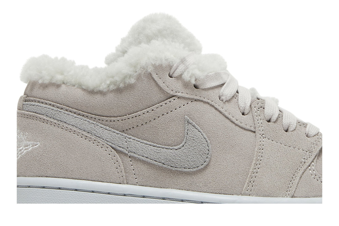 Wmns Air Jordan 1 Low SE &