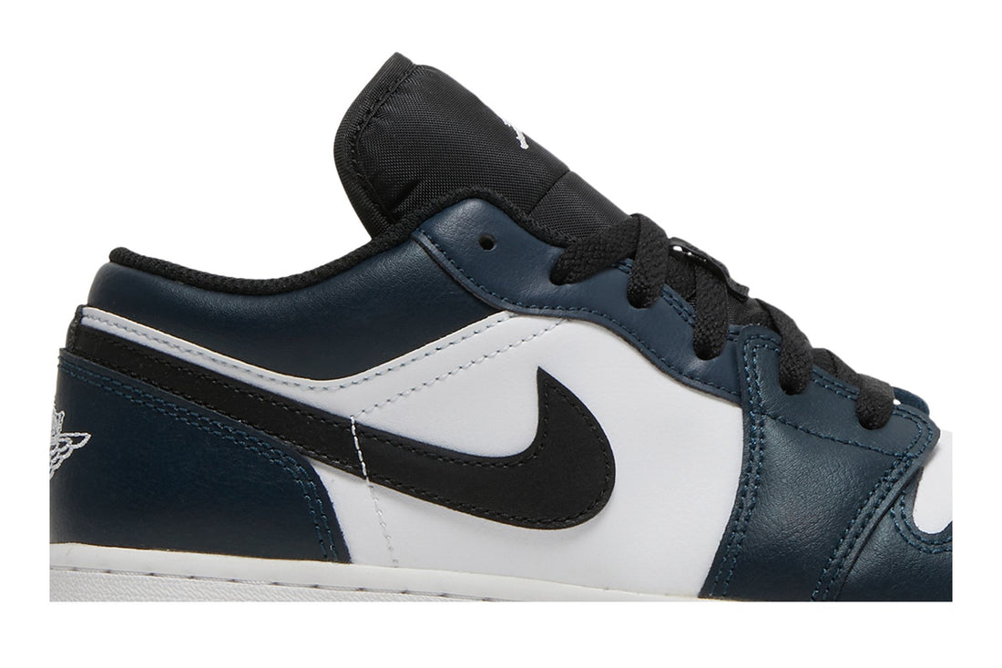 Air Jordan 1 Low GS &