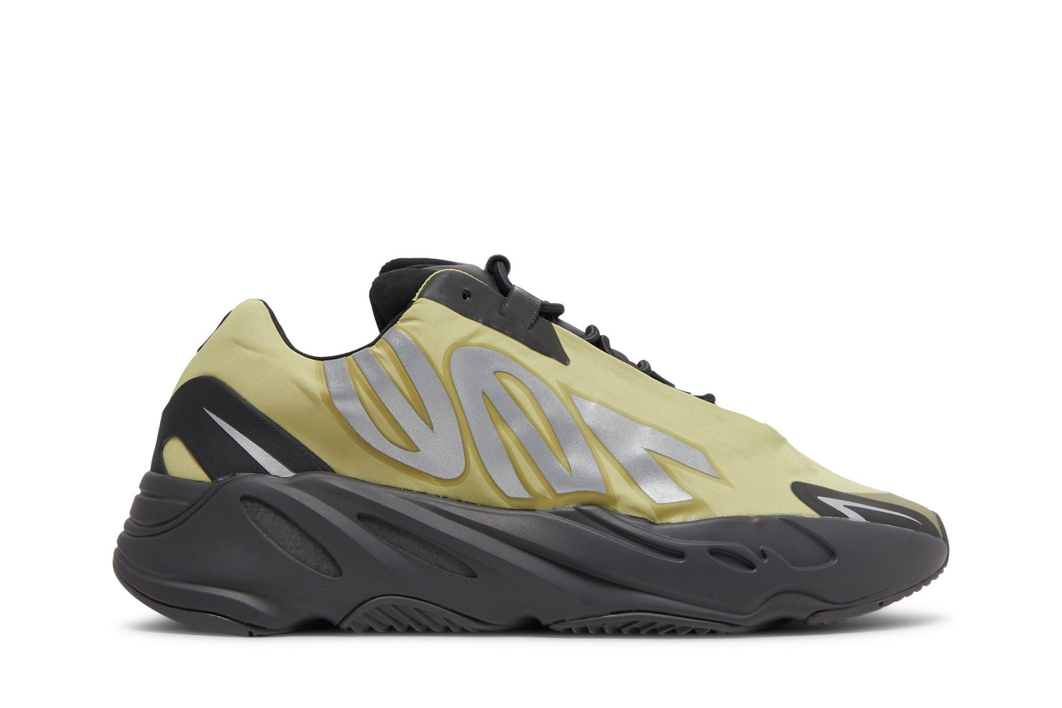 Yeezy Boost 700 MNVN &