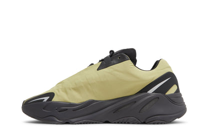 Yeezy Boost 700 MNVN &