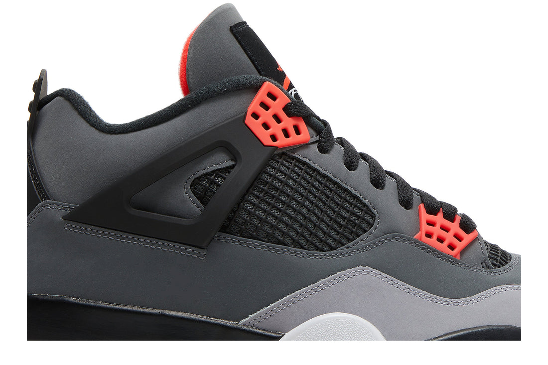 Air Jordan 4 Retro &