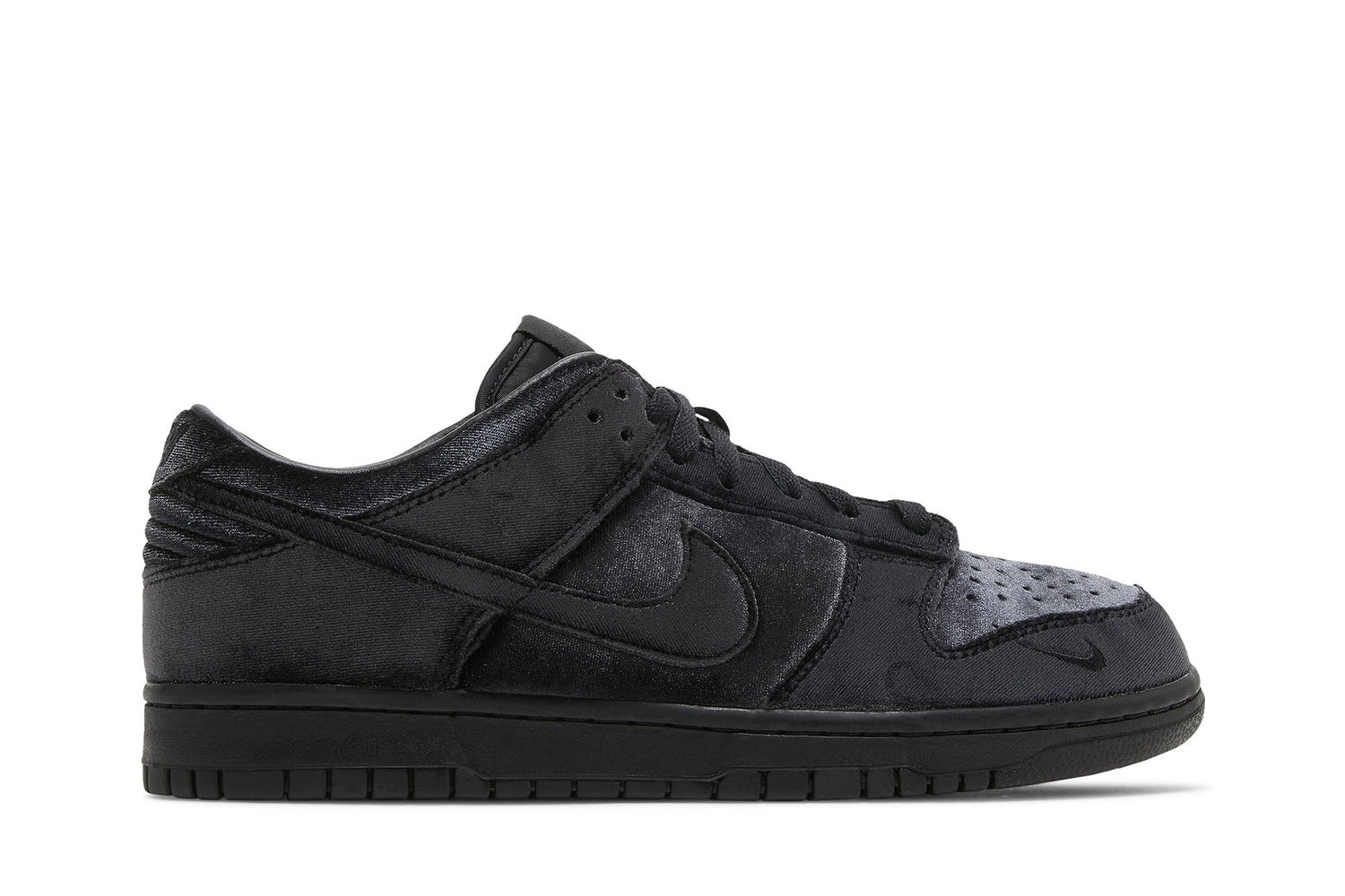 Dover Street Market x Dunk Low &