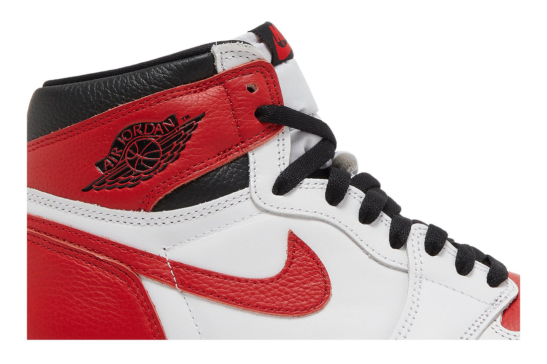 Air Jordan 1 Retro High OG &