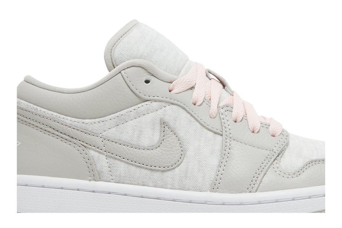 Wmns Air Jordan 1 Low SE &