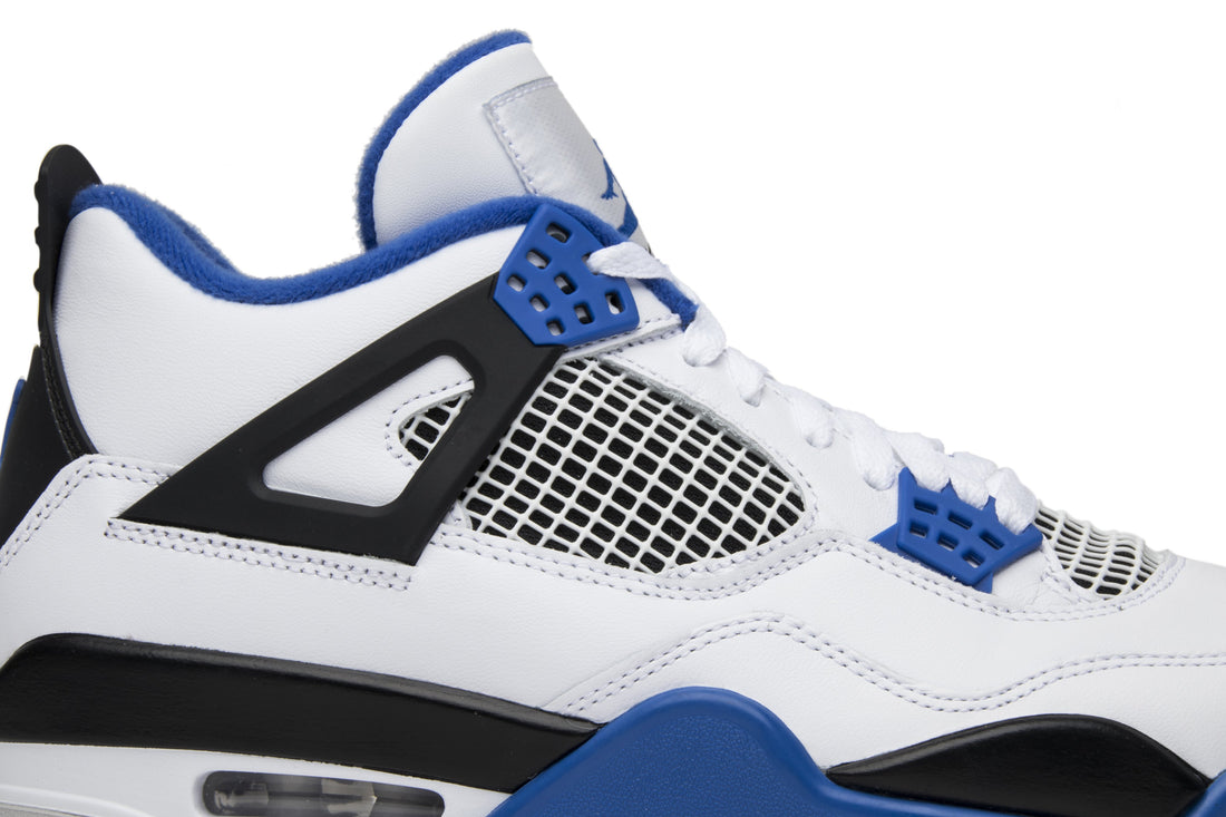 Air Jordan 4 Retro &