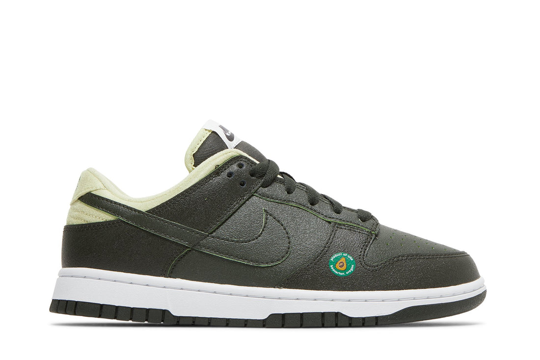 Wmns Dunk Low LX &