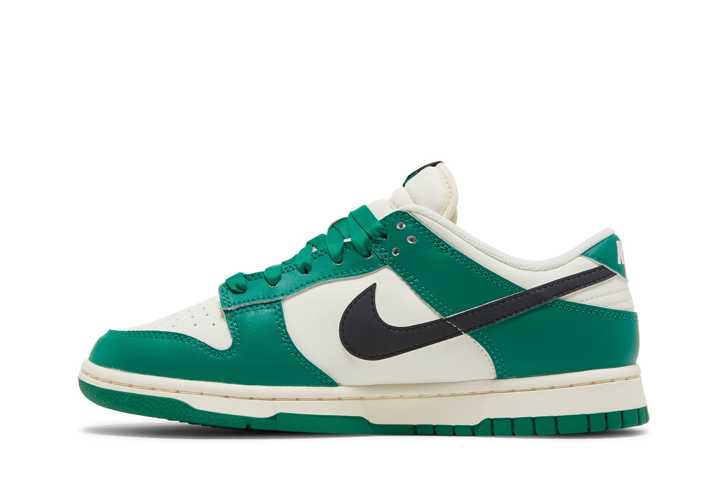 Dunk Low SE &