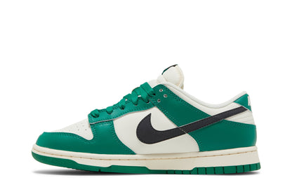 Dunk Low SE &