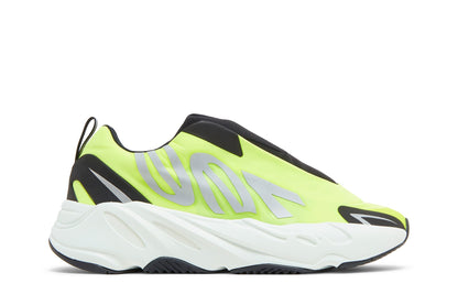 Yeezy Boost 700 MNVN Laceless &