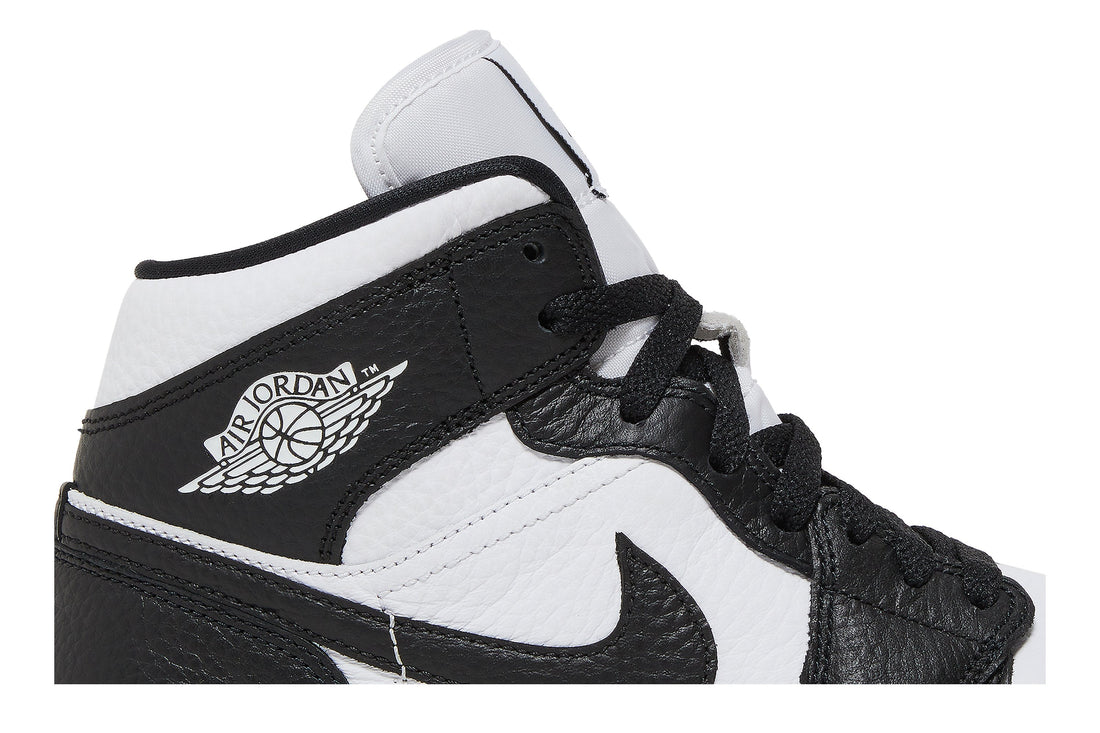 Wmns Air Jordan 1 Mid SE &