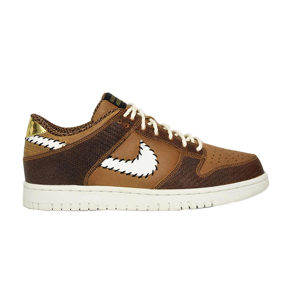 Dunk Low PRM QS Paris &