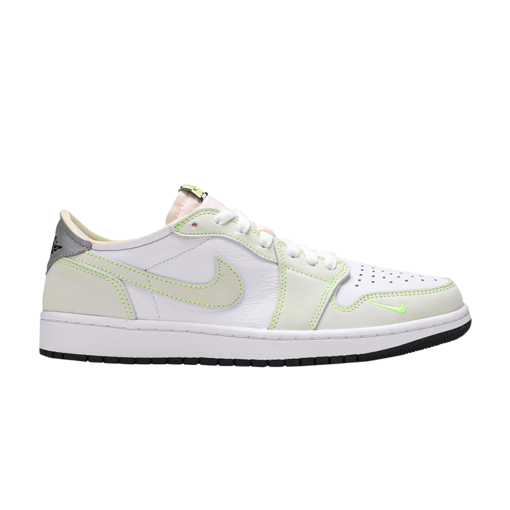Air Jordan 1 Low OG &