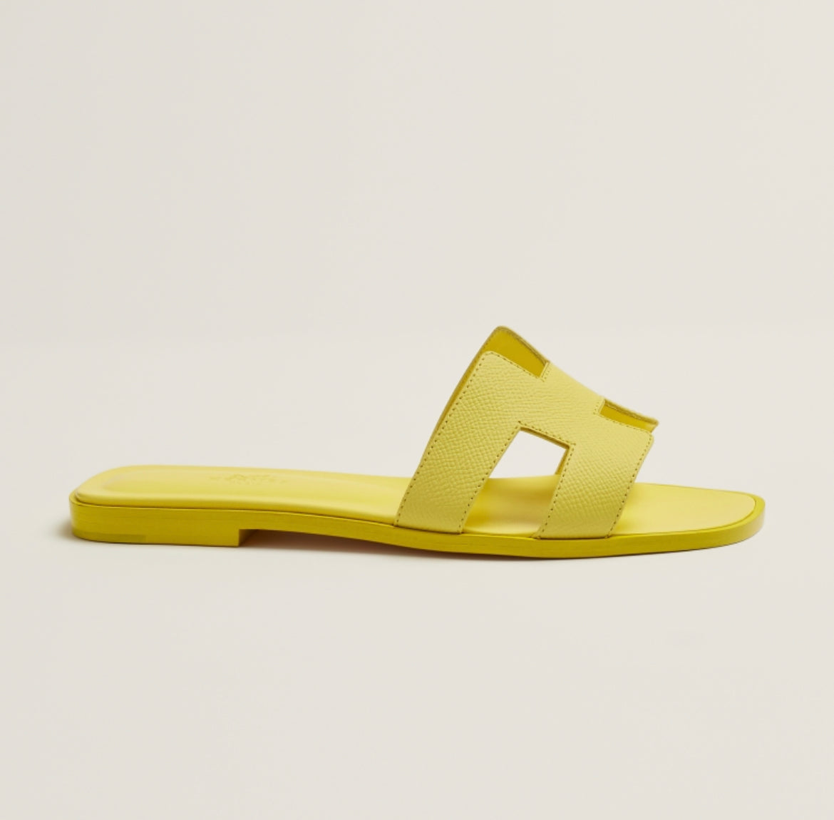 Oran Sandal
