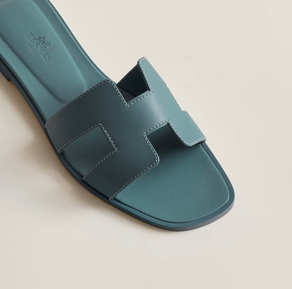 Oran Sandal