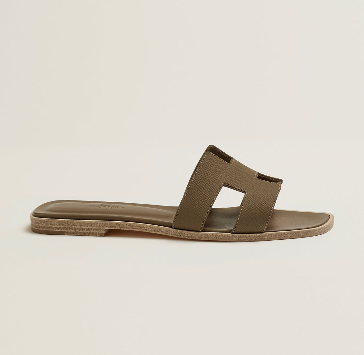 Oran Sandal
