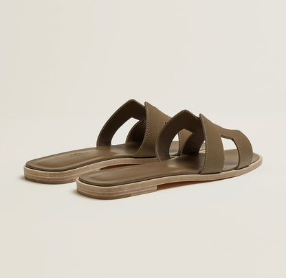 Oran Sandal