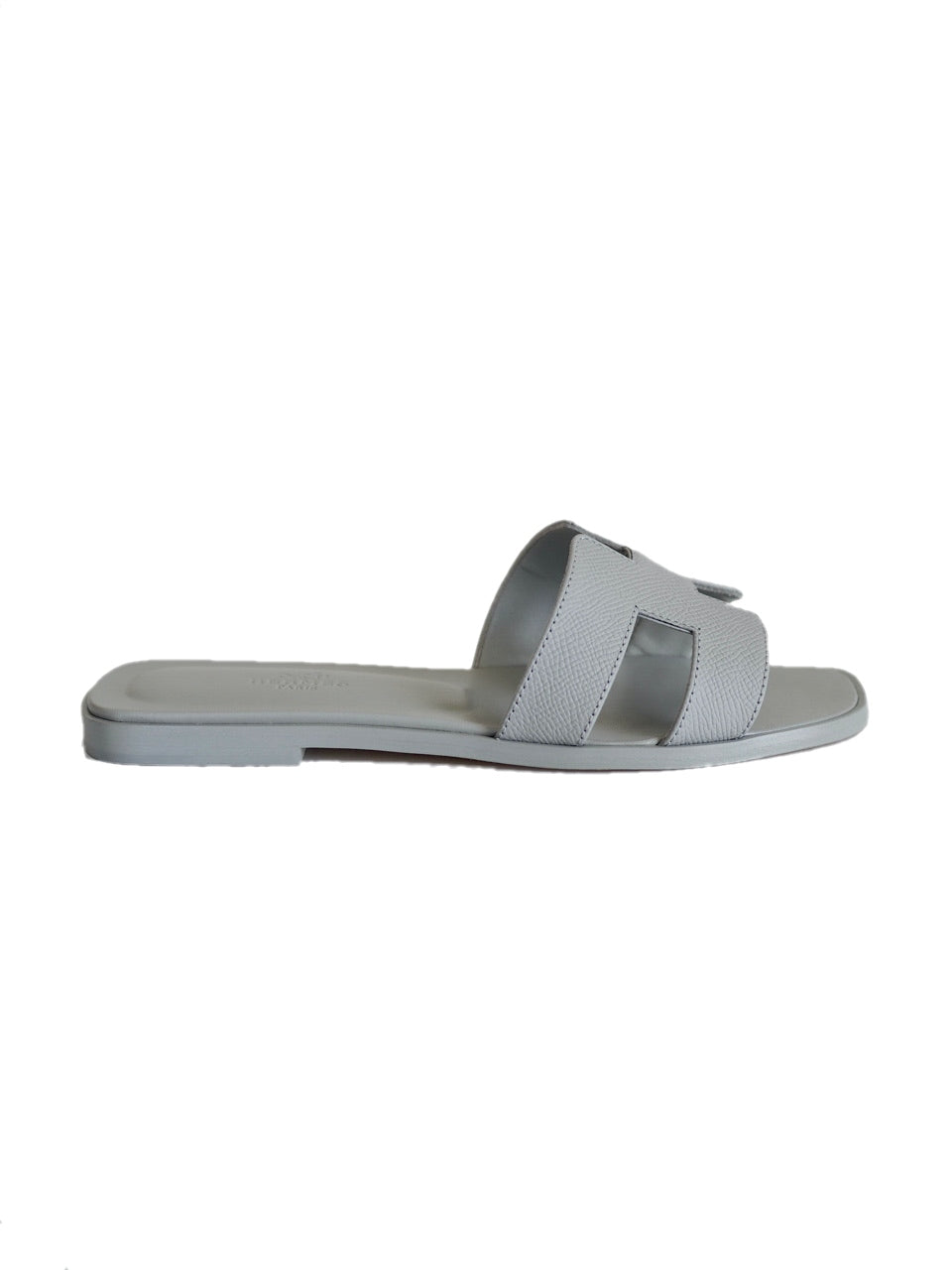 Oran Sandal